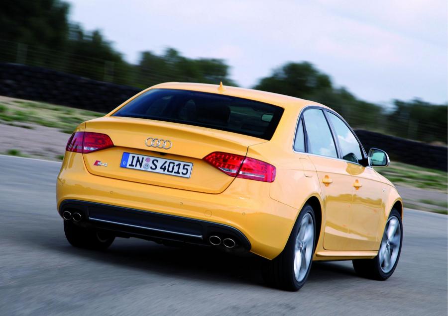  Audi S4 Sedan (B8, 8K) 2009 года  (WW) (фото 26 из 55)